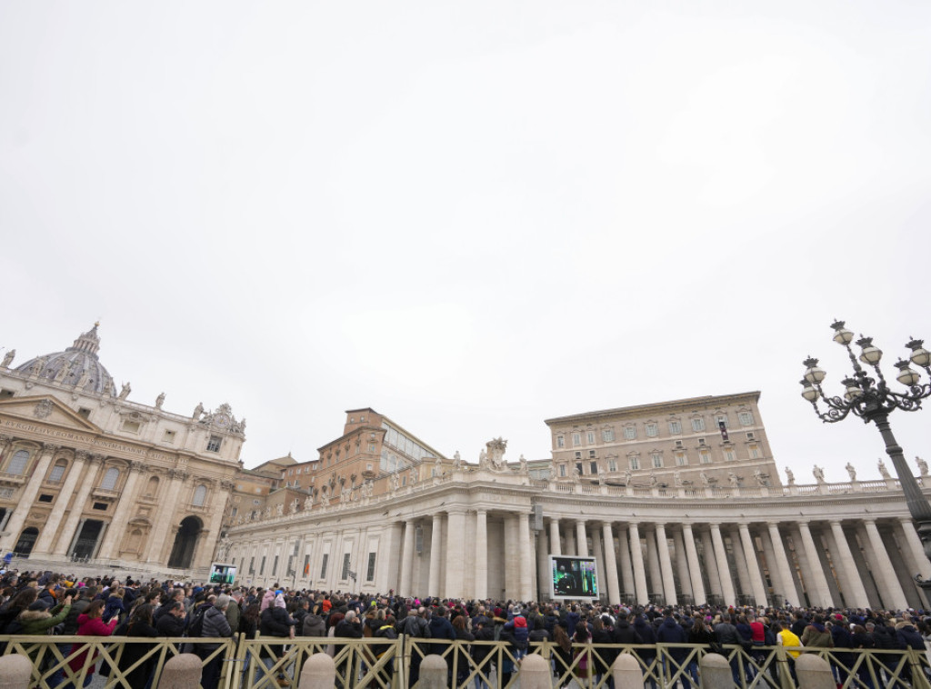 Sekretar pape Benedikta napisao knjigu o životu preminulog pape