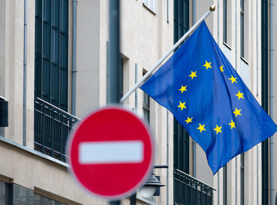 Osam članica EU zahteva ograničavanje migracija, Orban za ograde na granicama