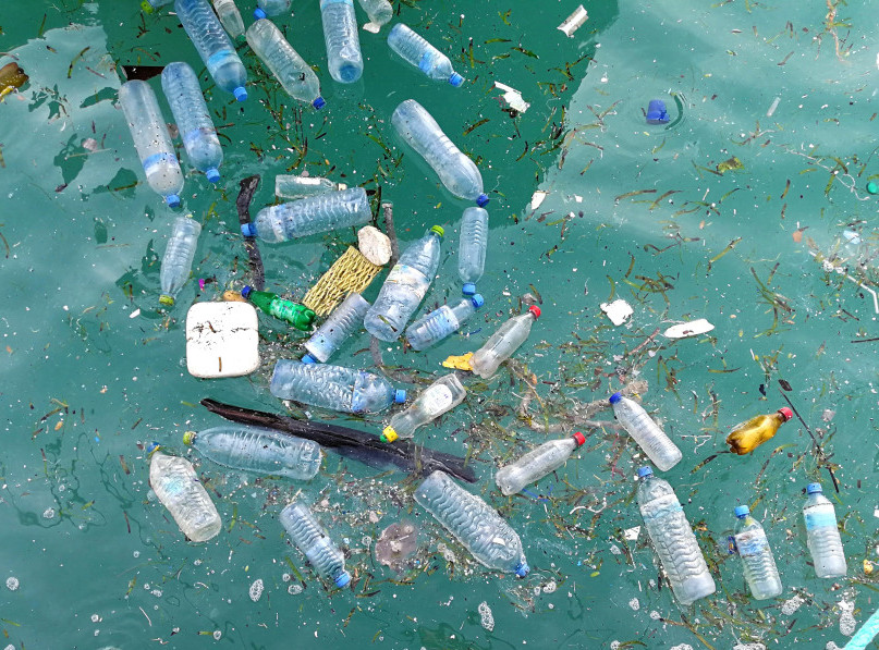 Naučnici procenjuju da više od 170 biliona komada plastike pluta okeanima