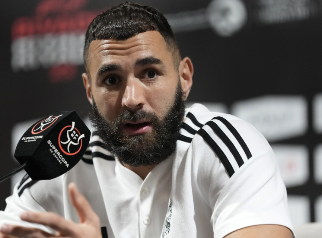 Karim Benzema odlučio da produži ugovor sa Real Madridom do juna 2024. godine