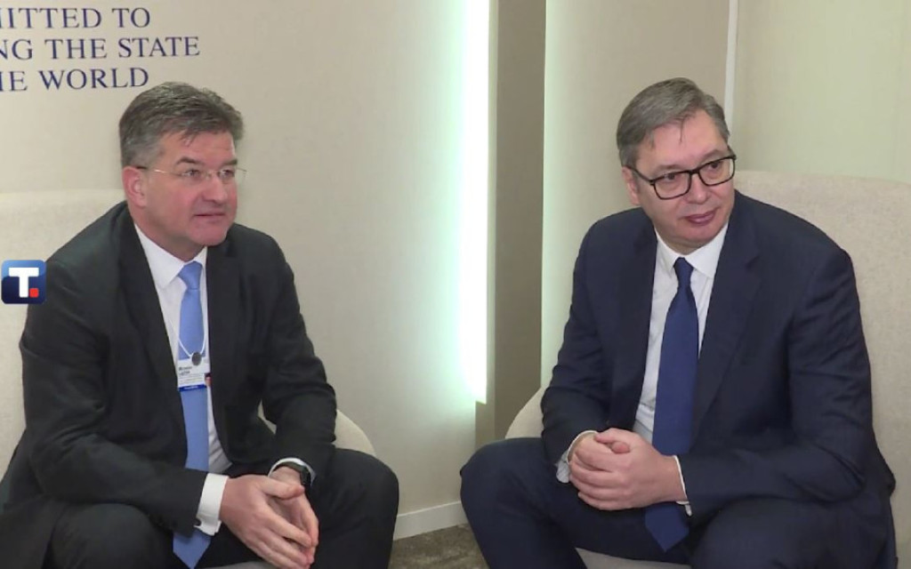 Vučić se sastao sa Lajčakom u Davosu: Razgovarali o dijalogu Beograda i Prištine i situaciji u regionu