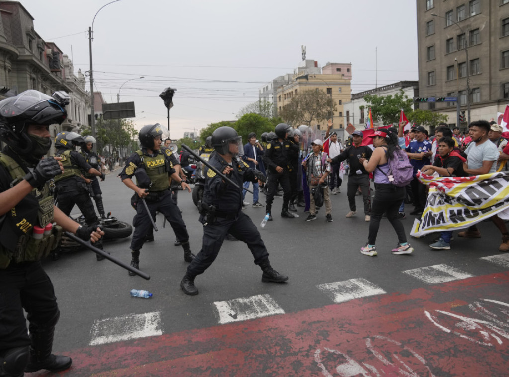 Peru: Najmanje još tri osobe poginule na protestima protiv Dine Boluarte