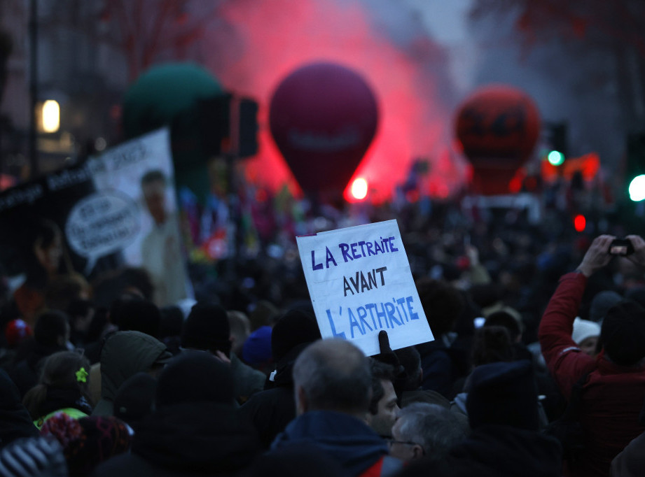 Francuska: Novi protesti protiv penzione reforme biće održani 31. januara