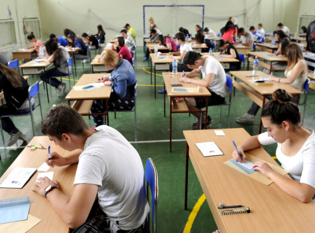 Šabac: Test iz srpskog jezika protekao bez problema, učenici uglavnom zadovoljni