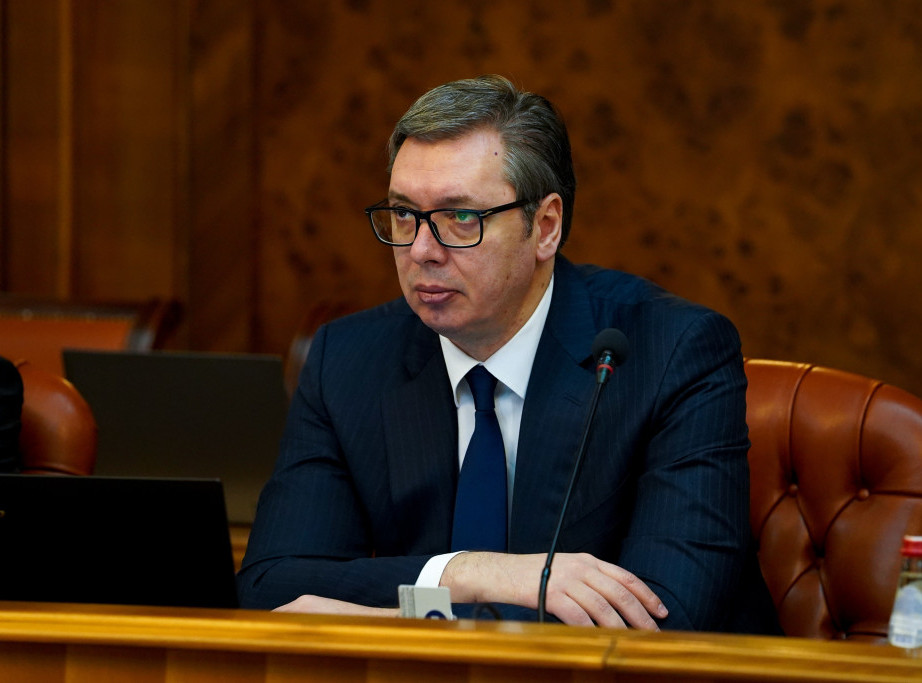 Vucic informs gov't of challenges, requests full commitment