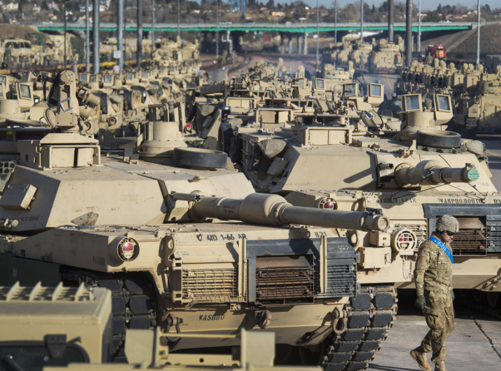 SAD: Bela kuća dovršava planove za slanje tenkova  "M1 Abrams"  Ukrajini