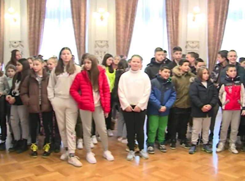 Novi Sad: U Gradskoj kući priređen prijem za decu s Kosova