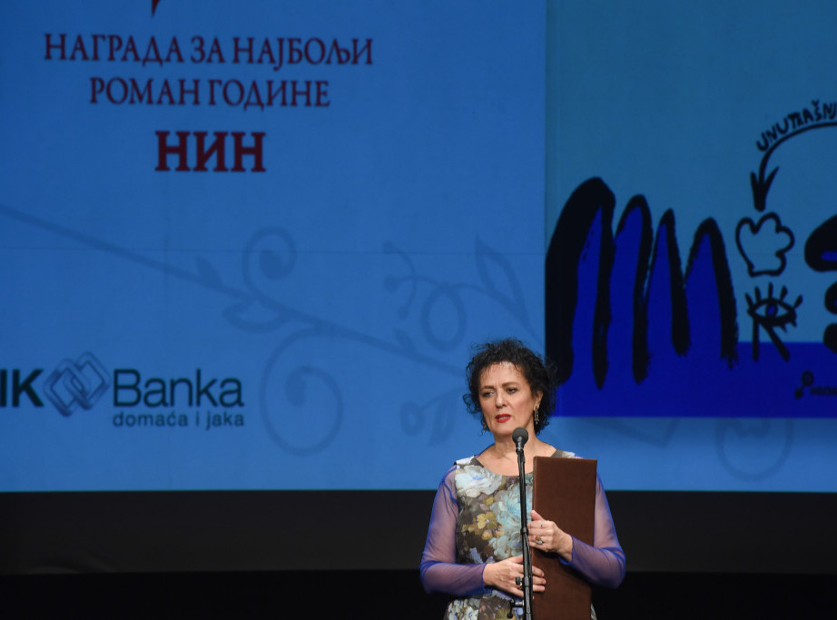 Danici Vukićević uručena NIN-ova nagrada za najbolji roman godine