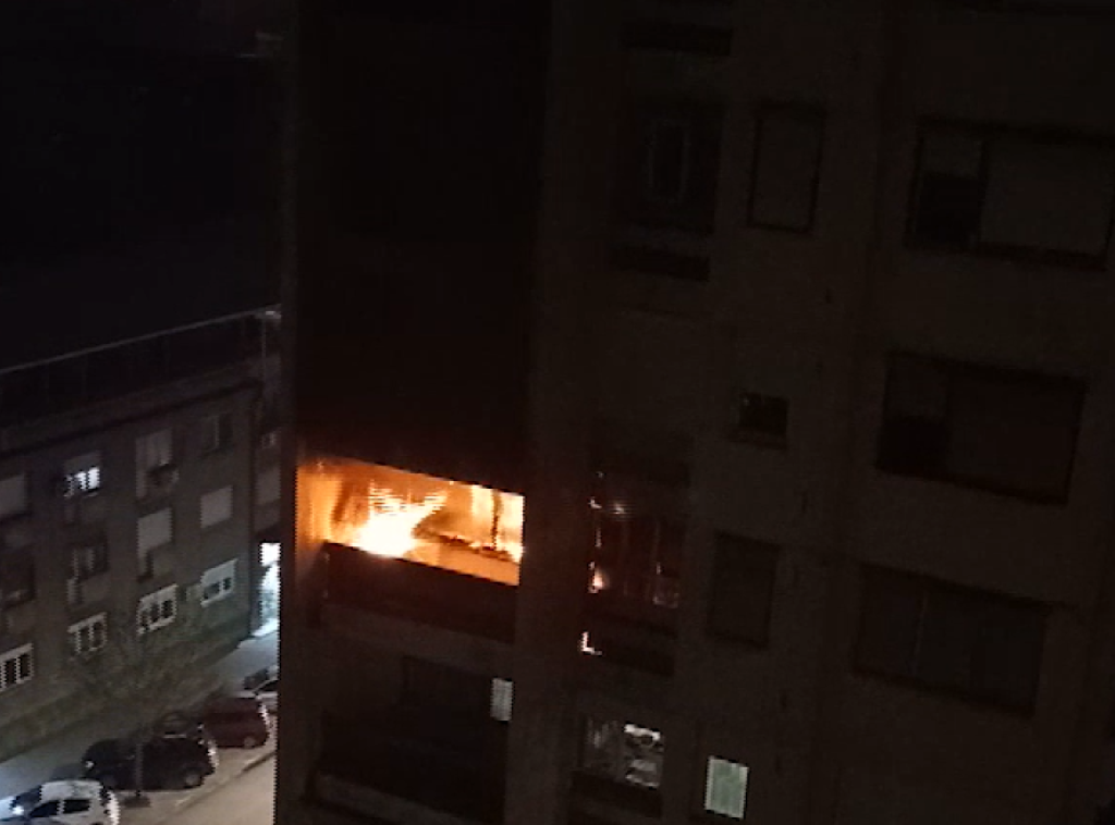 Ugašen požar u zgradi u Pirotu