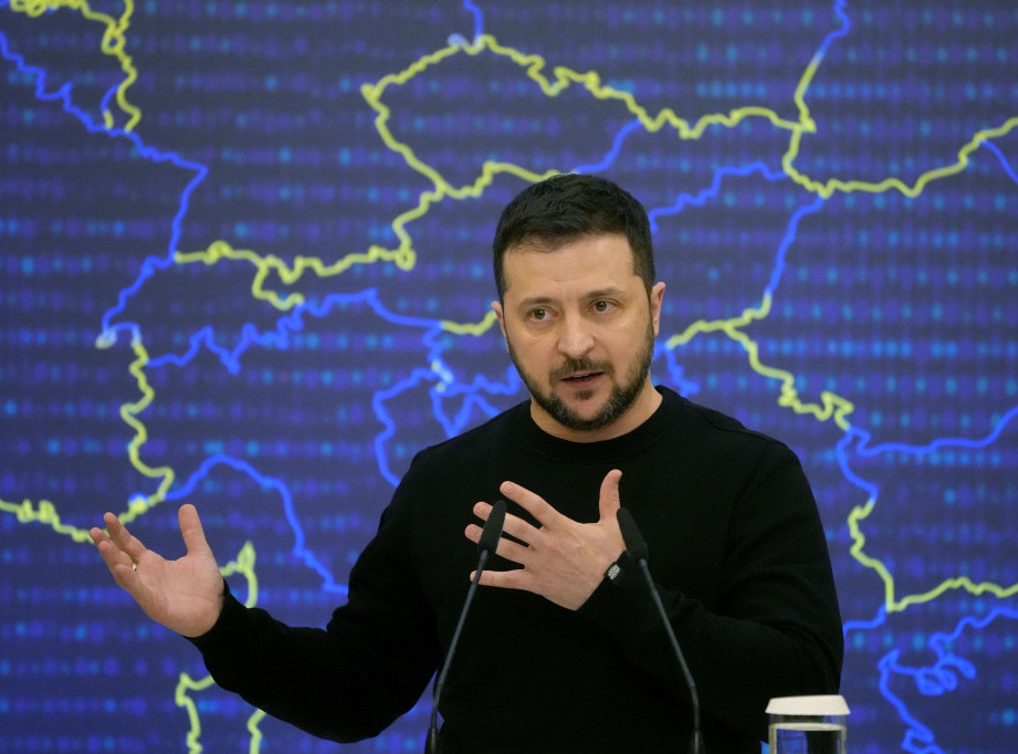 Zelenski: Bahmut je naša tvrđava, držaćemo ga dok budemo mogli