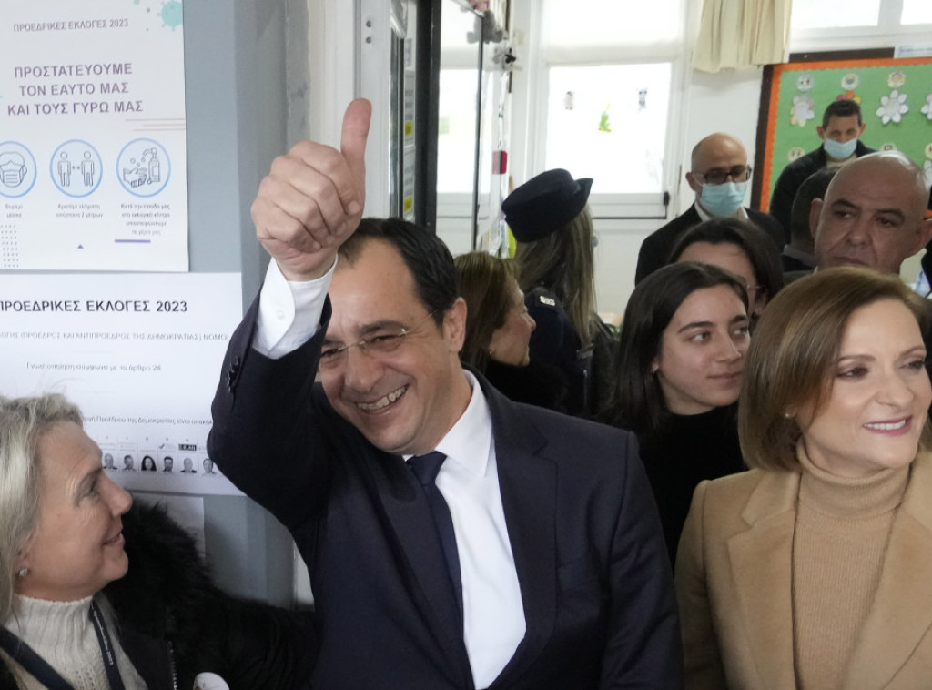 Kipar: Bivši šef diplomatije Nikos Hristodulides vodi na predsedničkim izborima