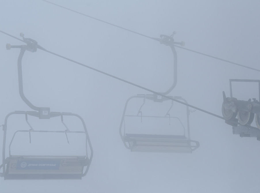 Drvo oborilo žičaru u austrijskom skijalištu, četiri osobe povređene