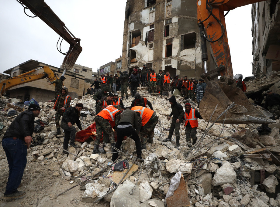 Turska: Nakon jutrošnjeg zemljotresa usledilo 100 naknadnih potresa