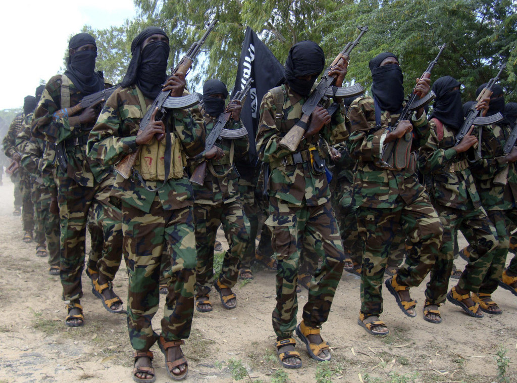 Najmanje 34 osobe poginule, a 40 povređeno u borbama u Somaliji