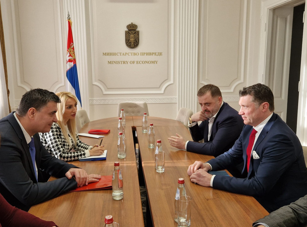 Švajcarski investitor spreman da uloži dve milijarde evra u Srbiju