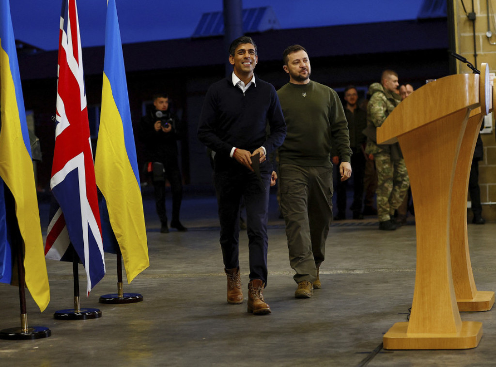 Posetom Velikoj Britaniji Zelenski započeo evropsku turneju
