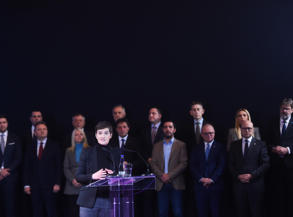 Premijerka i ministri na obeležavanju 100 dana rada Vlade u Lebanu