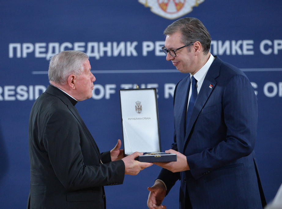 Bivši nadbiskup Stanislav Hočevar primio Orden zastave prvog stepena