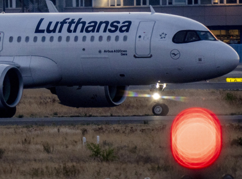 Lufthanza zbog štrajkova otkazuje najmanje 1.200 letova planiranih za petak