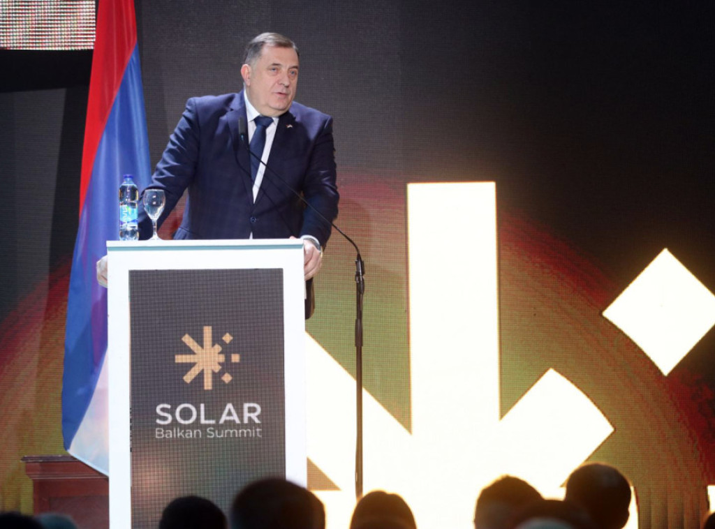 Dodik: Nagrade junacima-spasiocima koji su u Turskoj u pravom svetlu predstavili Republiku Srpsku