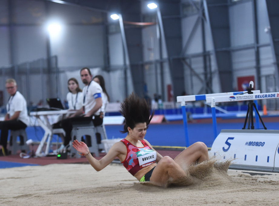 Teodora Boberić je šampionka Srbije u troskoku, Anja Lukić najbrža na 60 metara