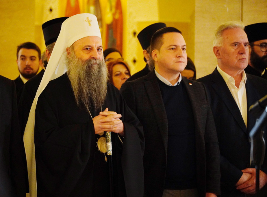Patrijarh Porfirije dodelio stipendije najboljim studentima beogradskog Univerziteta