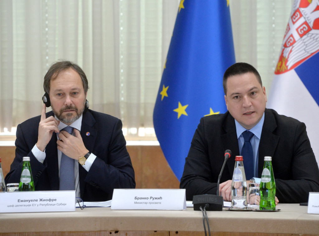 EU pozitivno ocenila reforme u oblasti obrazovanja u Srbiji