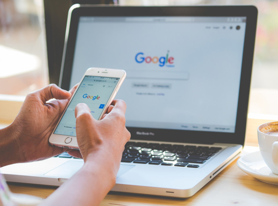 Observer: Gugl olakšao zahteve za cenzuru u Rusiji i Kini