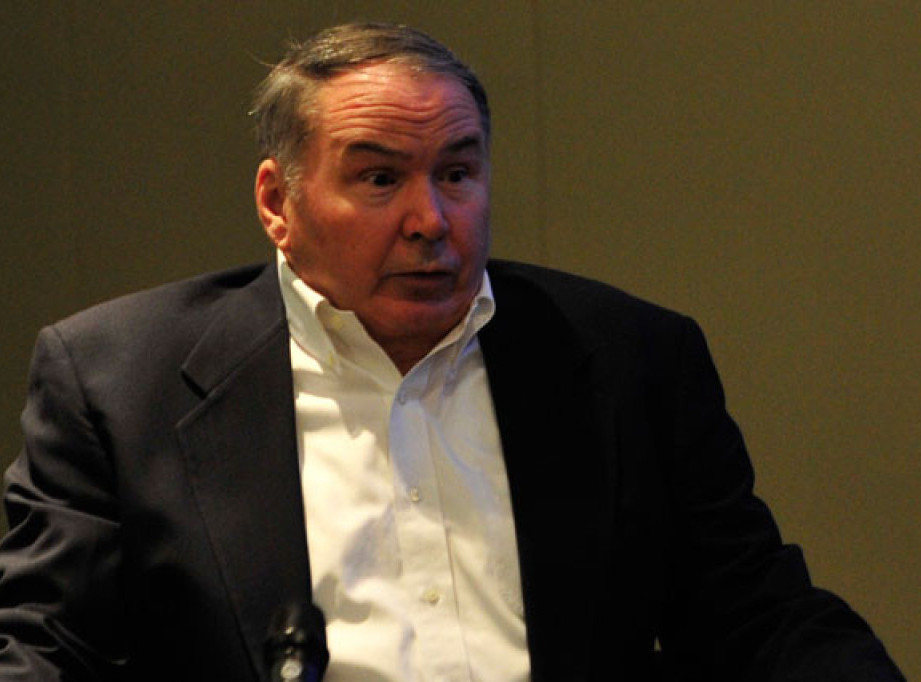 Montgomeri poručio EU: Prestanite da vodite glupe dijaloge i primenite prethodne sporazume