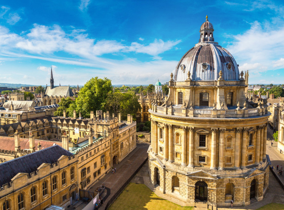 Univerzitet Oksford zabranjuje intimne odnose između akademika i studenata