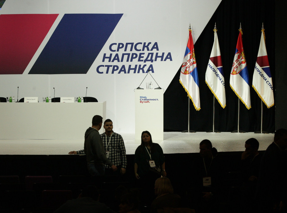 Počela sednica Predsedništva SNS, prisustvuje Vučić