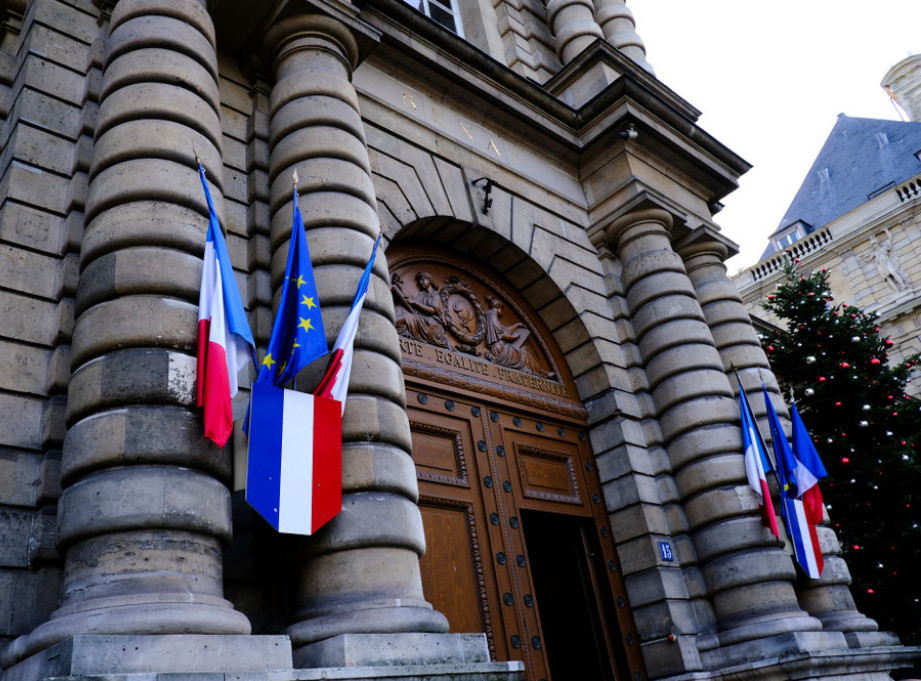 Francuska: Senat usvojio predlog reforme penzionog sistema, sindikati najavili proteste