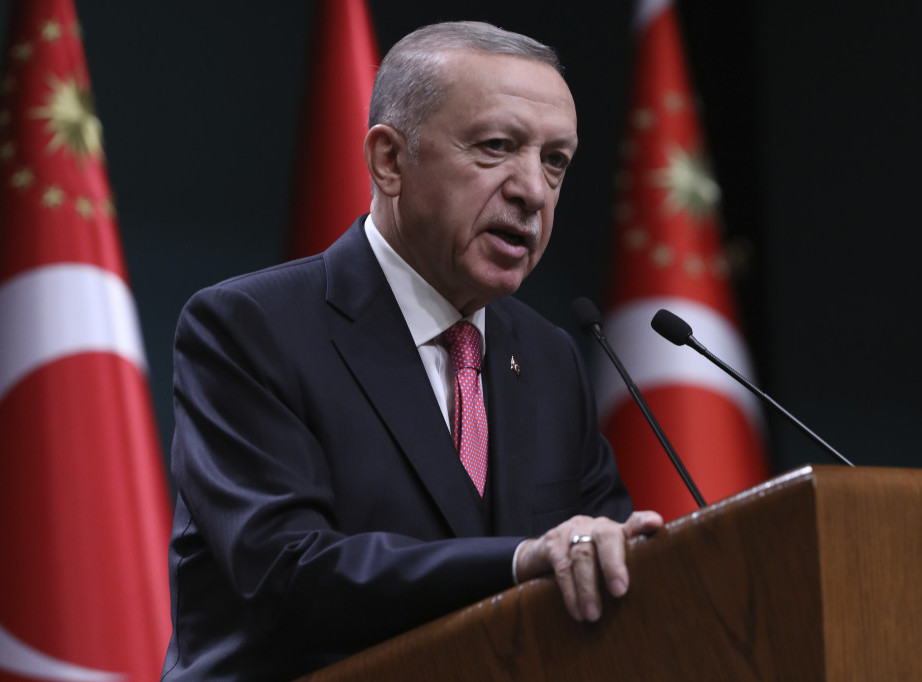 Erdogan: Broj poginulih u razornim zemljotresima u Turskoj dostigao 48.000