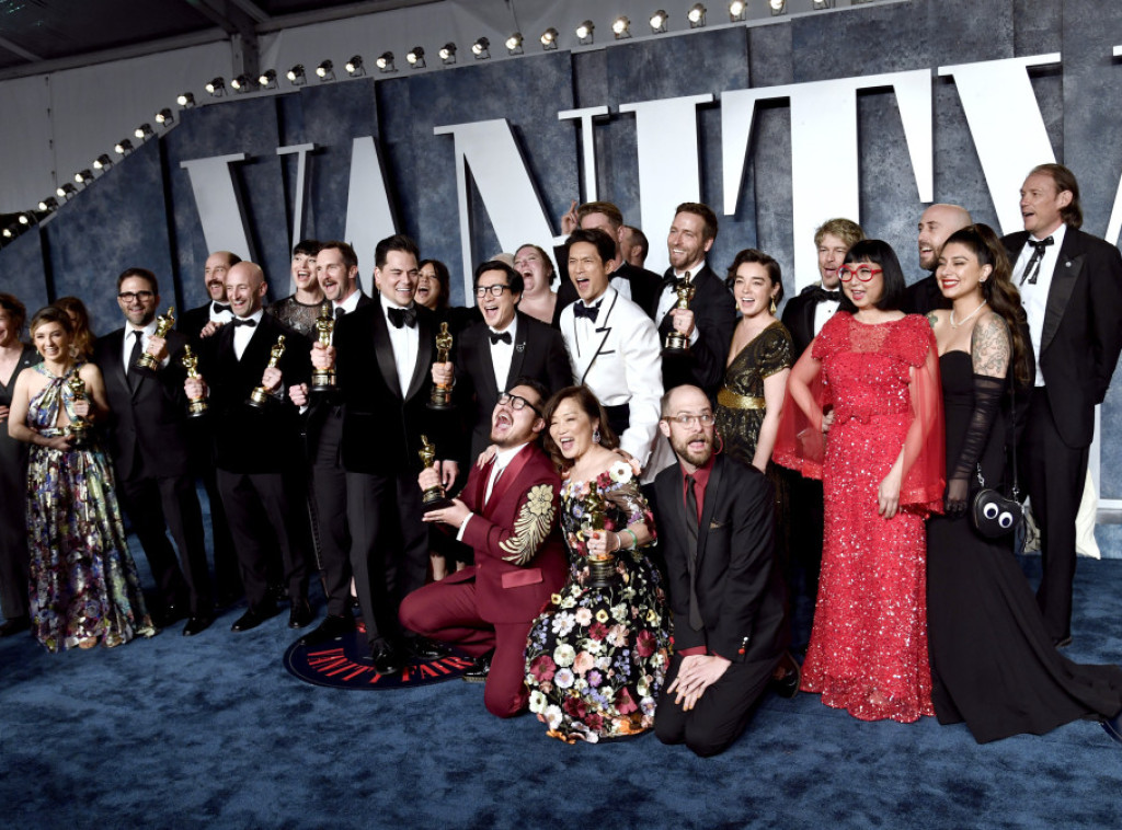 Održana ceremonija dodele Oskara u Los Anđelesu; Film "Sve u isto vreme" dobio sedam Oskara