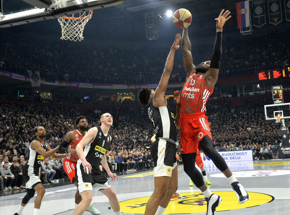 Večiti derbi u Evroligi: Košarkaši Zvezde večeras dočekuju Partizan