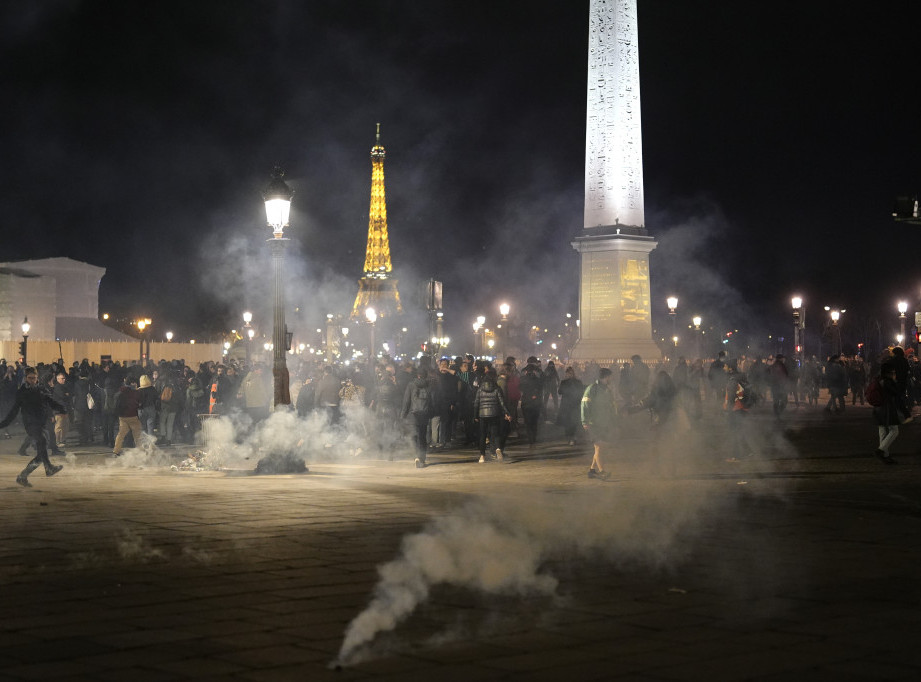 Pariz: Uhapšeno 217 ljudi tokom protesta zbog penzione reforme