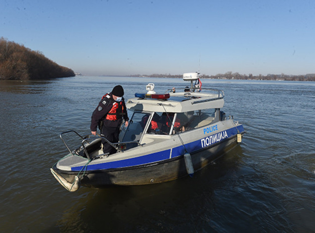 Iz Save izvučeno telo žene, rad policije u toku