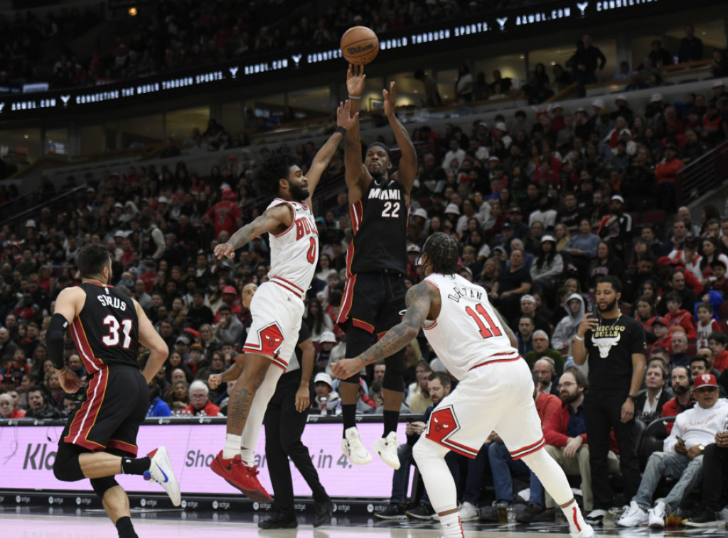 NBA: Košarkaši Čikaga pobedili Majami, Juta iznenadila Boston