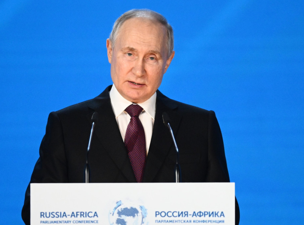 Putin: Zapad nije uspeo da dovede rusku ekonomiju do kolapsa