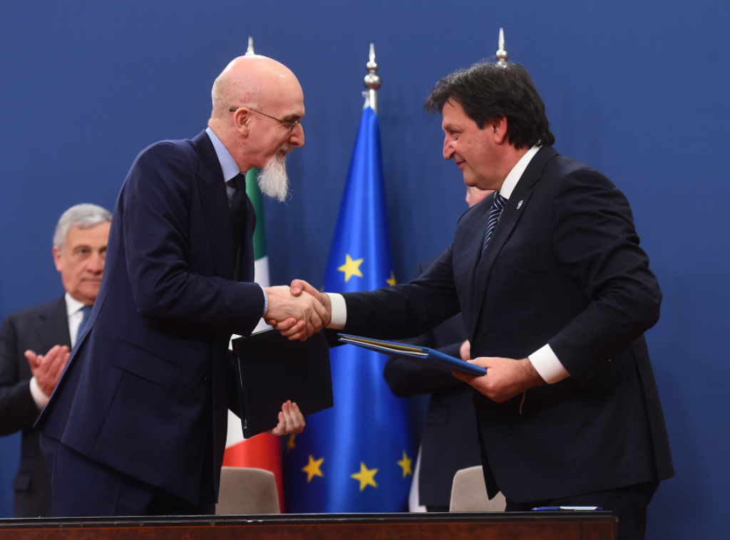 Srbija i Italija potpisale porazum: Srbi u Italiji ubuduće mogu da menjaju vozačke dozvole bez dodatnih ispita
