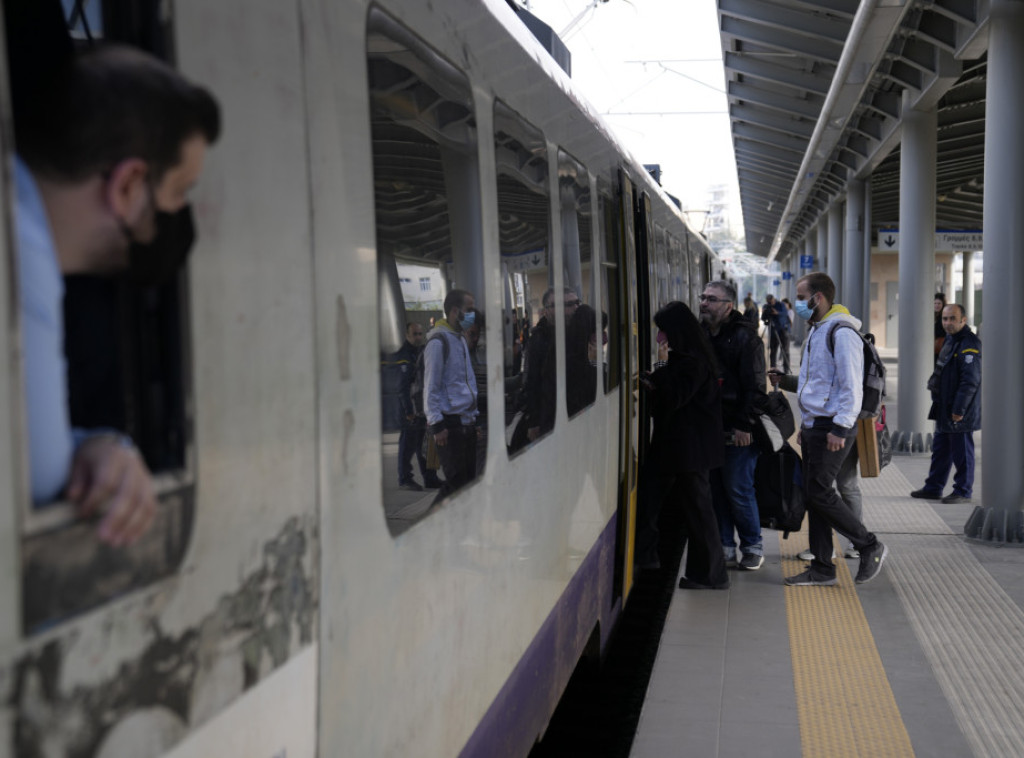 Grčka ponovo pokrenula železnički saobraćaj, tri nedelje nakon tragičnog sudara