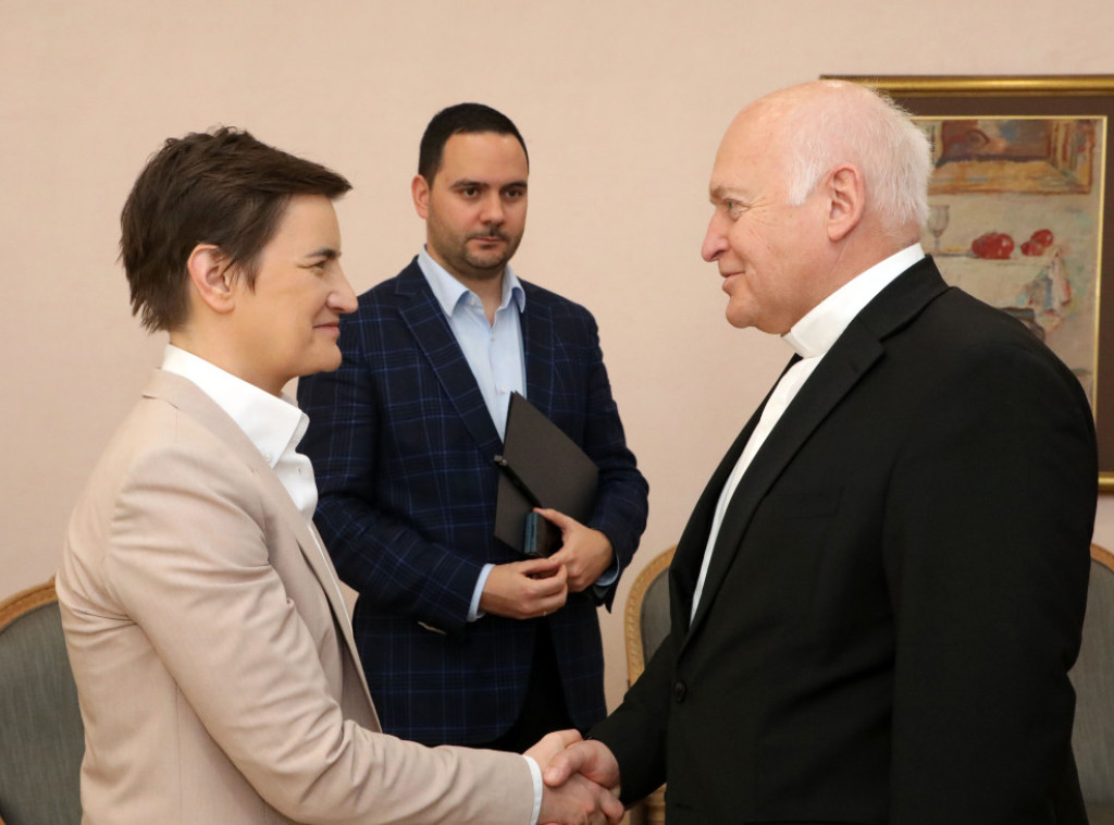 Premijerka se sastala sa beogradskim nadbiskupom, razgovarali o nastavku saradnje