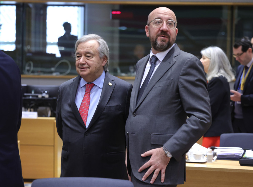 Politiko: U Briselu vlada nezadovoljstvo radom predsednika Evropskog saveta Šarla Mišela