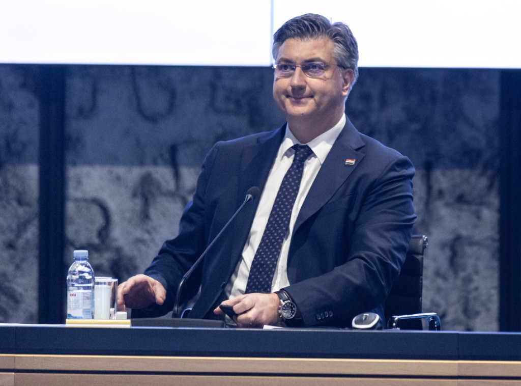 Plenković: Hrvatska ne posustaje u vojnoj pomoći Ukrajini