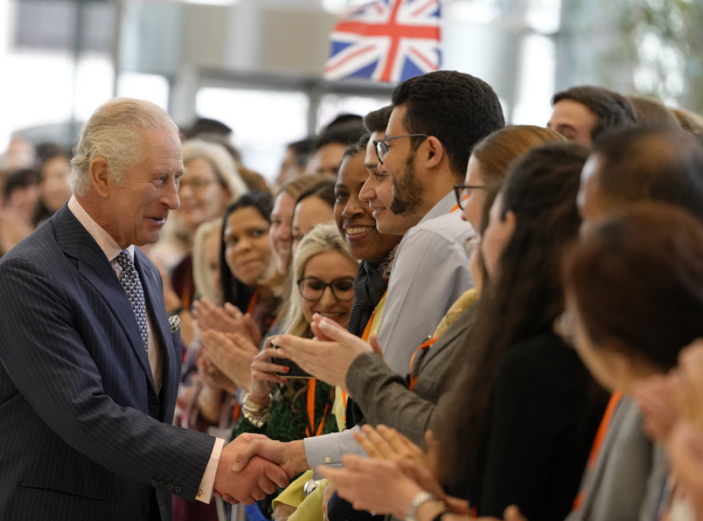Poseta kralja Čarlsa III pod znakom pitanja zbog protesta u Parizu