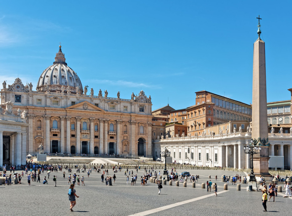 Vatikan: Blagoslov istopolnih parova nije jeretička, niti bogohulna mera