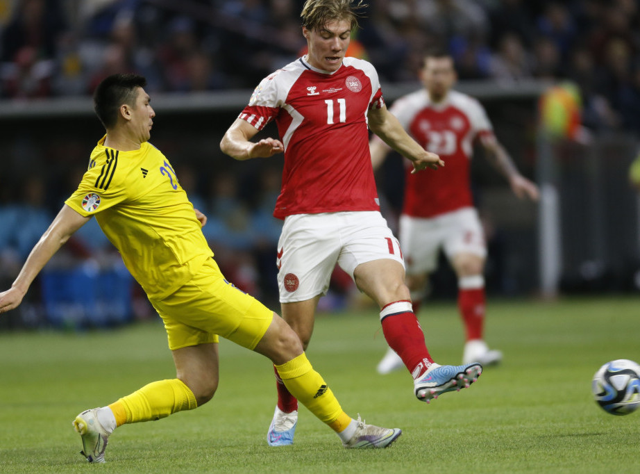 Fudbaleri Danske vodili 2:0, pa izgubili 3:2 od Kazahstana