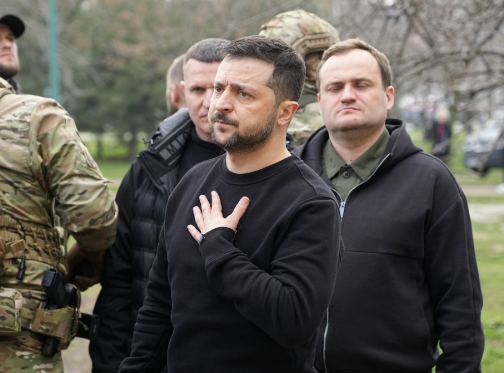 Zelenski posetio ukrajinske vojnike na liniji fronta u Zaporoškoj oblasti, sastao se s Grosijem