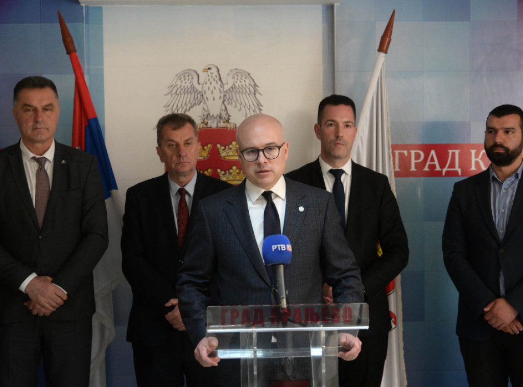 Miloš Vučević razgovarao sa predstavnicima lokalnih samouprava Raškog okruga