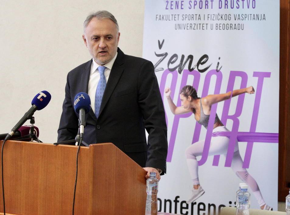 Ministar Zoran Gajić: Žene su naši heroji na sportskom terenu